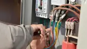 3 وقائع فساد بالكهرباء تتجاوز 50 مليون جنيه.. سرقة تيار واختلاس وإتلاف ملفات