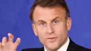 ماكرون يستضيف سلام ويطلب 500 مليون يورو مساعدات للبنان