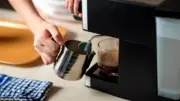 7 أسرار صادمة تجعل قهوتك في المنزل أسوأ من الكافيهات