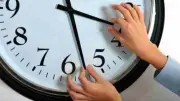 نصائح مهمة للتكيف مع التوقيت الصيفي بسبب تغيير الساعة