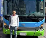 سائق أتوبيس يصدم سيارة مواطن ويهرب في الإسكندرية