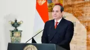 السيسي يعزي رئيس الوزراء في وفاة والده ويشارك في تشييع الجنازة