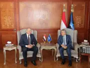 رئيس قناة السويس: محو الأمية قضية مجتمعية وركيزة أساسية لبناء المجتمعات