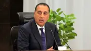 عمرو أديب ينعي والد رئيس الوزراء كمال مدبولي: ربى ابنه على حب الوطن