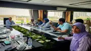 محافظ أسوان يوجه بحل أزمة غرق كوبري الخطارة بمياه الصرف الزراعي