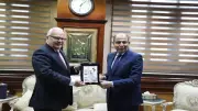 محافظ المنيا يبحث مع سفير السويد تعزيز التعاون في المشروعات التنموية