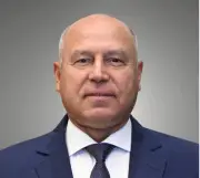 وزير النقل: تطوير البنية التحتية عنصر حاسم لجذب الاستثمارات