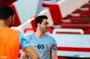 قائد يد الأهلي يتنازل عن نصف مستحقاته لدعم الزمالك