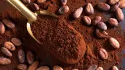 طريقة تحضير بودرة الكاكاو المنزلية: مشروب شتوي دافئ ومفيد