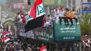 احتفالات صاخبة في شوارع بغداد باستقبال منتخب العراق بعد تأهله التاريخي لكأس العالم