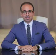 ترامب يحاصر نفسه بالوقت ثم يفر: تحليل لاستراتيجيته الانتخابية المثيرة للجدل