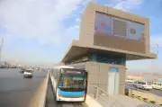 مواطنون يشيدون بالأتوبيس الترددي: نقلة نوعية في النقل العام ويوفر الوقت والجهد