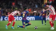 اليويفا يتدخل لحل أزمة العشب بين برشلونة وأتلتيكو مدريد قبل موقعة دوري الأبطال