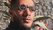 محمد رمضان يخطف الأنظار بإطلالة كاجوال ويعلن عن أغنية رومانسية جديدة