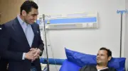 وزير الشباب والرياضة يزور عامل نظافة مصاب في نادي شيراتون ويؤكد الدعم الكامل