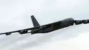 قاذفات B-52 الأمريكية تحلق فوق إيران بعد تدمير دفاعاتها الجوية
