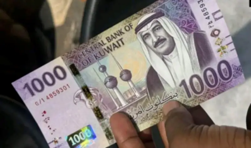 تحركات قوية للدينار الكويتي في البنوك المصرية اليوم 1 مايو 2026