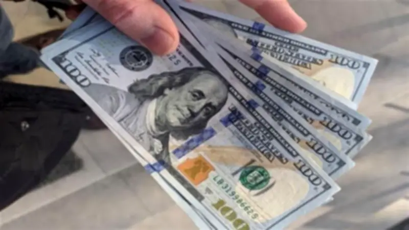 سعر الدولار اليوم الجمعة 1 مايو 2026 في البنوك المصرية مستقر