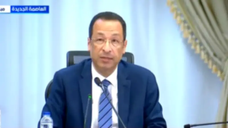 مفاجأة وزير الاتصالات: الموبايل المصري يصل الأسواق الأمريكية وإنتاج 10 ملايين جهاز في 2025