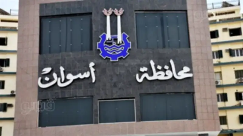 محافظ أسوان ينسق مع الدقهلية لنقل جثامين 10 ضحايا حادث توشكى