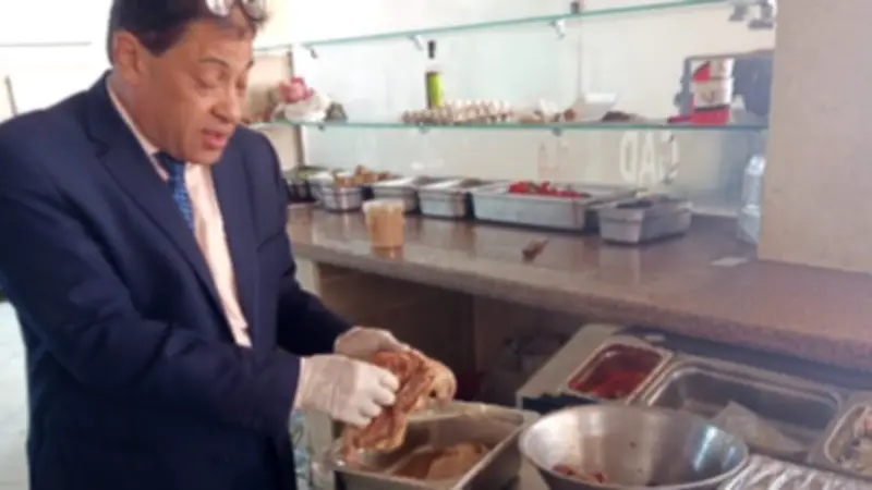 ضبط 101 كيلو لحوم ودواجن غير صالحة بمطعم في الأقصر قبل عيد الأضحى