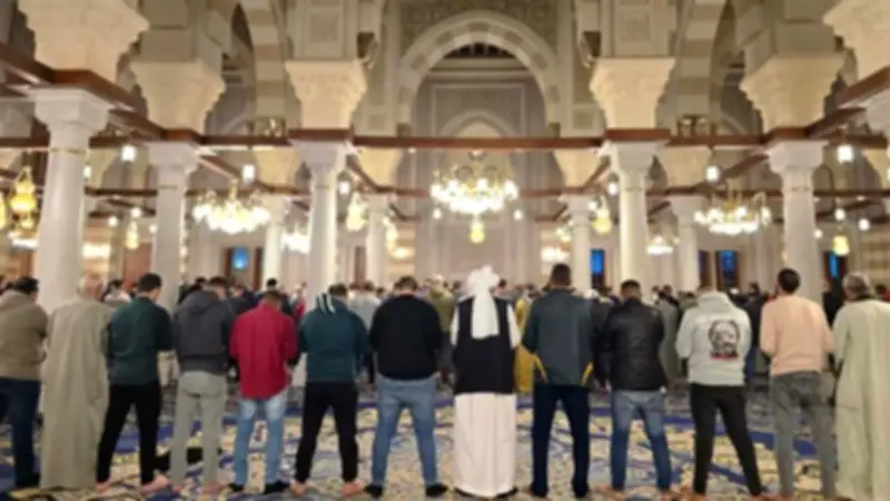 موعد أذان العشاء اليوم الإثنين 11 مايو 2026 في القاهرة والمحافظات