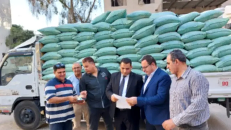 ضبط 11 طن دقيق بلدي مدعم بالوراق قبل تهريبها للسوق السوداء في الجيزة