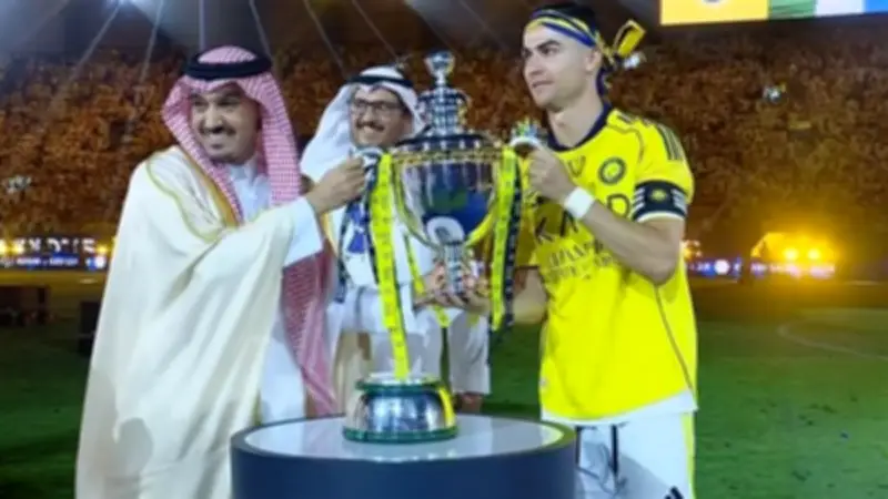 جيسوس يكتب التاريخ مع النصر بعد التتويج بلقب دوري روشن للمرة الـ11