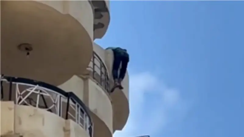 الحماية المدنية تنقذ شاباً حاول القفز من الطابق الـ12 بالإسكندرية