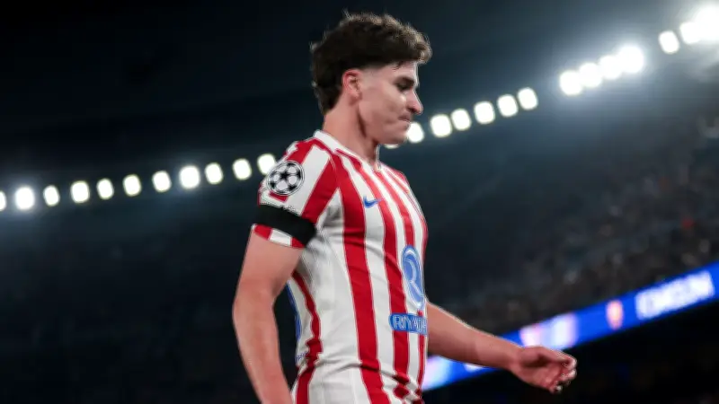 أتلتيكو مدريد يرفض بيع ألفاريز لبرشلونة بأقل من 120 مليون يورو