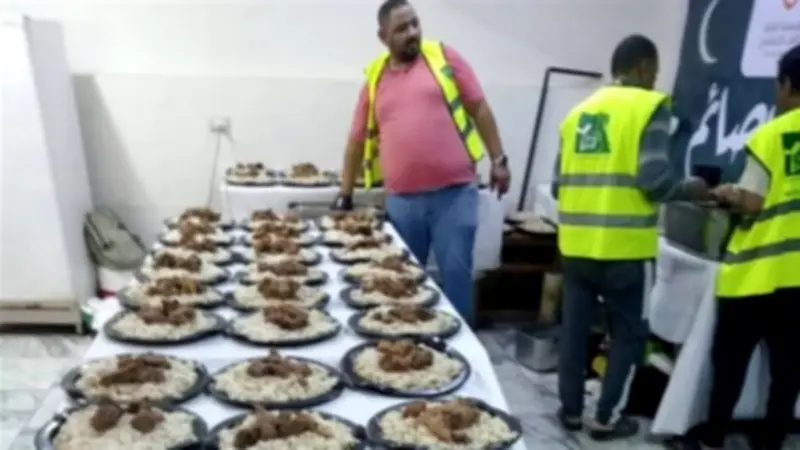 توزيع 1250 وجبة غذائية على الأسر المستحقة بالوادي الجديد