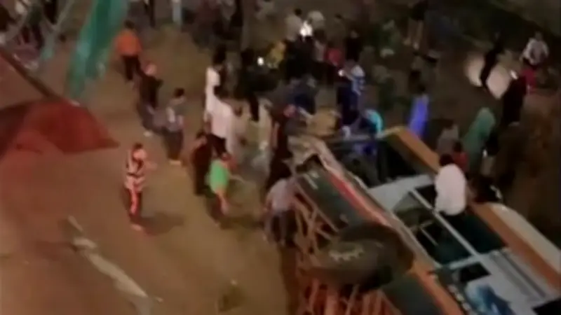 إصابة 13 شخصًا في انقلاب أتوبيس من أعلى كوبري الأباجية بمنشأة ناصر