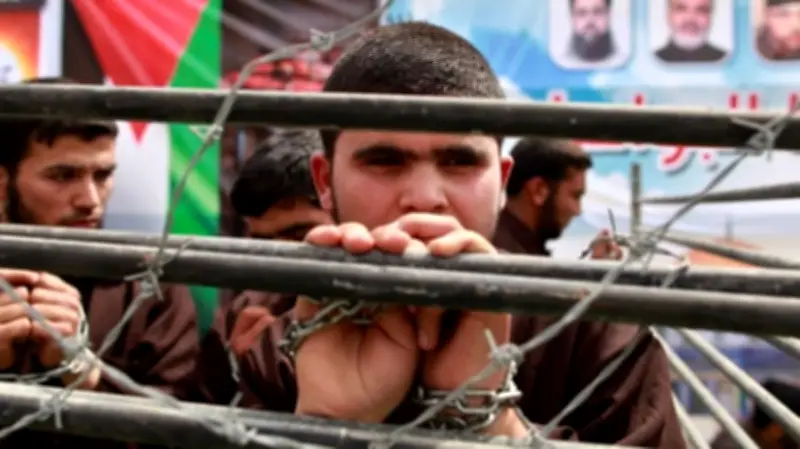 الاحتلال يجدد أوامر الاعتقال الإداري لـ139 أسيرا فلسطينيا