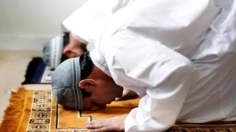 مواقيت الصلاة في القاهرة والمحافظات اليوم الخميس 14 مايو 2026