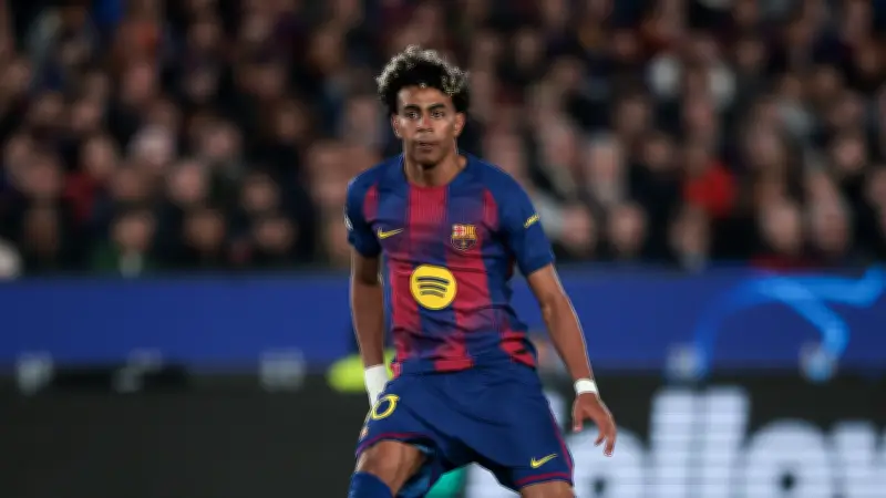 قميص لامين يامال يحطم الأرقام في مزاد برشلونة الخيري بـ15 ألف يورو