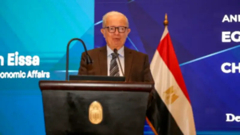 نائب رئيس الوزراء: قيد 16 شركة حكومية بالبورصة تمهيداً للطرح
