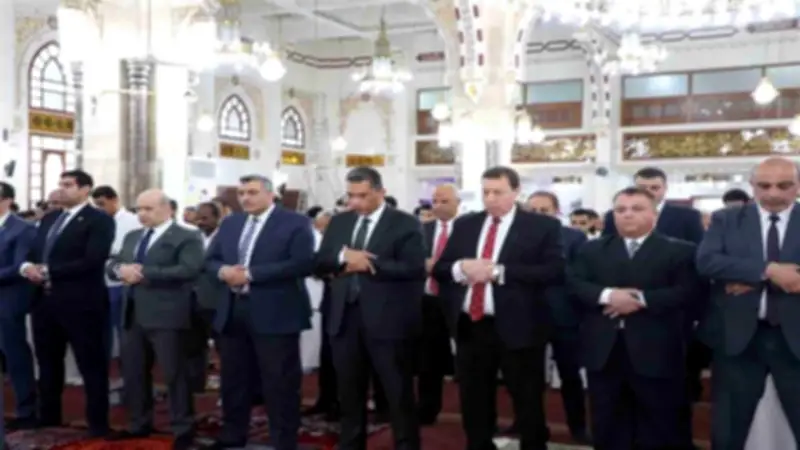 محافظ البحر الأحمر يؤدي صلاة عيد الأضحى مع 17 ألف مصل في الغردقة
