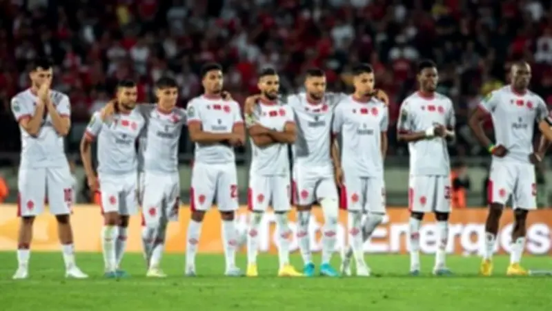 الوداد المغربي يسجل رقماً قياسياً بتعاقب 18 مدرباً منذ 2020