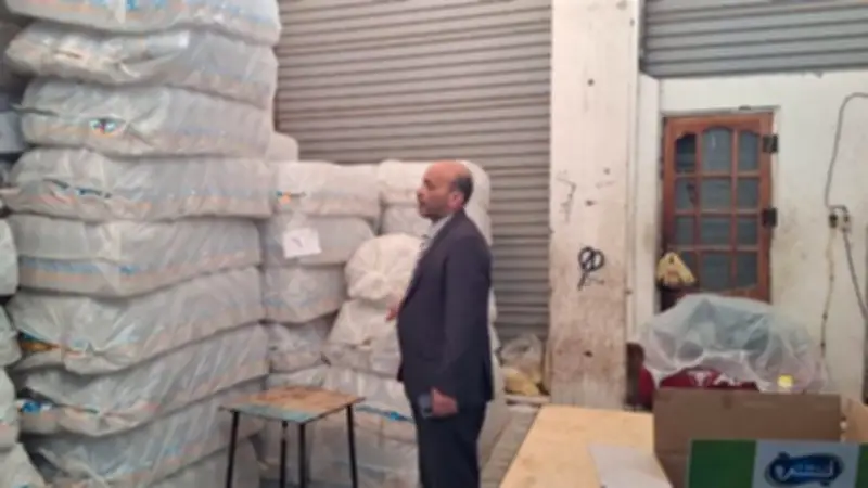 ضبط مصنع زيوت غير مرخص بطنطا و18 ألف عبوة مقرمشات فاسدة بالغربية