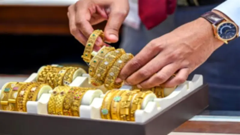 تحسن الجنيه يدفع أسعار الذهب للتراجع 185 جنيها خلال مايو