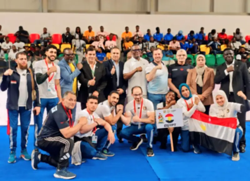 وزير الرياضة يهنئ منتخب المصارعة بعد حصد 19 ميدالية في بطولة إفريقيا