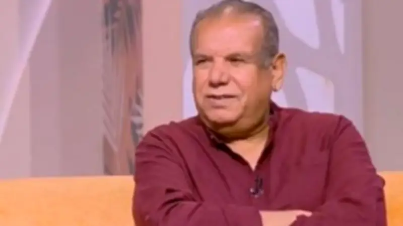 فتوح أحمد يحتفل بحمل زوجته بعد 20 عامًا من الزواج