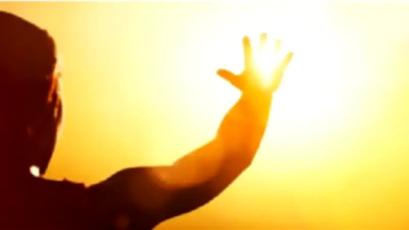 تحذير عاجل: 20 دقيقة فقط من الشمس تزيد خطر الإصابة بسرطان الجلد