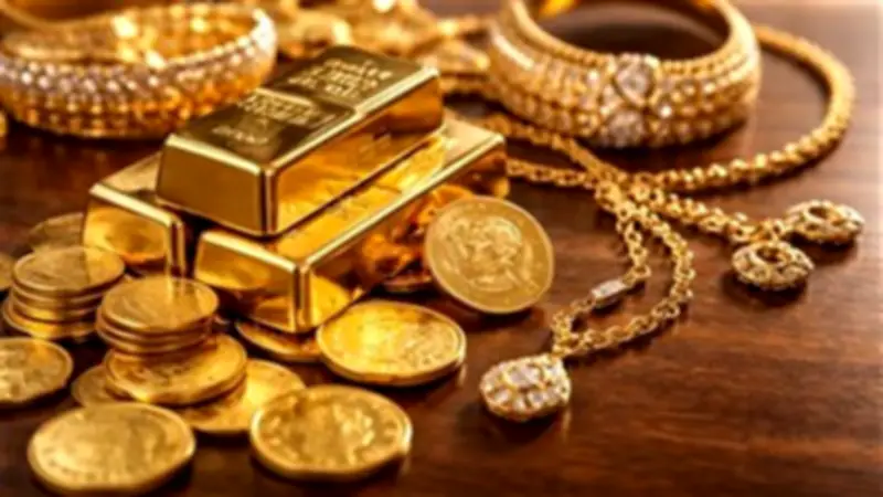الذهب يخسر 20 جنيهاً في الأسواق المحلية والأوقية تتراجع إلى 4540 دولاراً