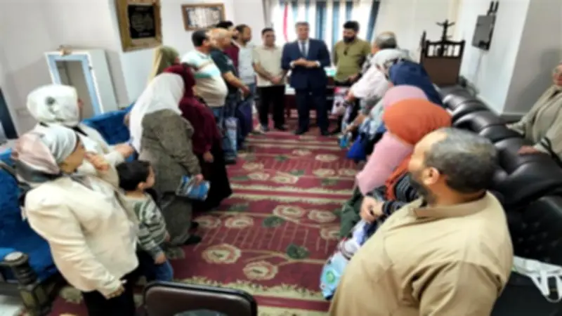 حج الجمعيات الأهلية 2026: توزيع جوازات السفر والتذاكر والبطاقات الصحية بالغربية