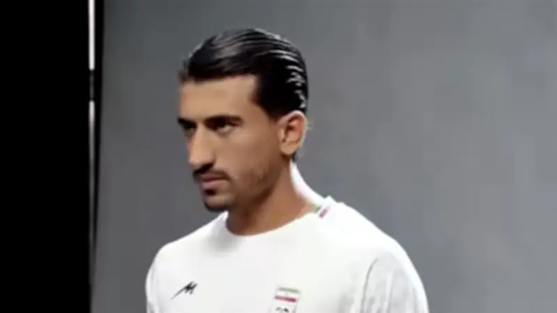 إيران تكشف عن قميص مونديال 2026 المستوحى من الفهد الآسيوي المهدد بالانقراض