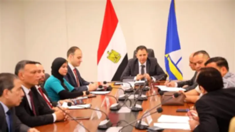 محافظ دمياط يتابع تنفيذ توصيات مبادرة الطاقة النظيفة 2026