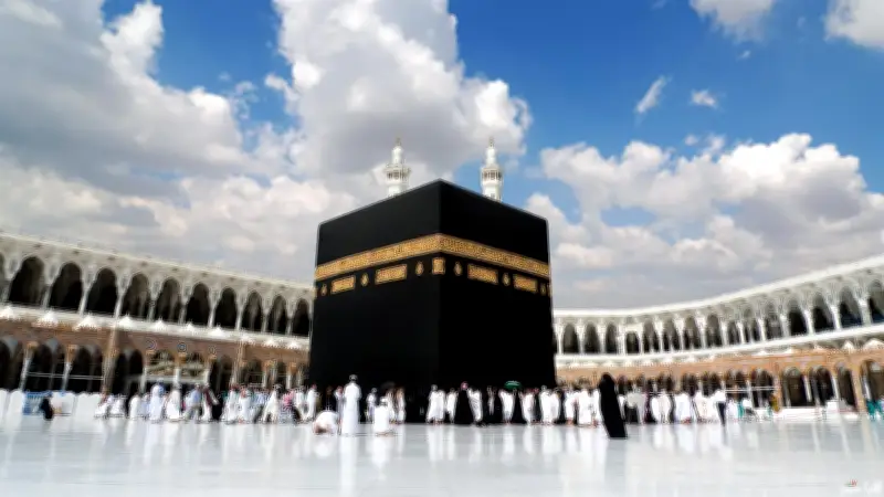 ظاهرة فلكية نادرة: تعامد الشمس على الكعبة في عيد الأضحى 2026