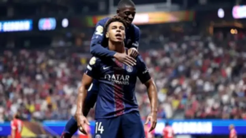 دوي يدعو للتواضع بعد فوز باريس بلقب دوري أبطال أوروبا 2026