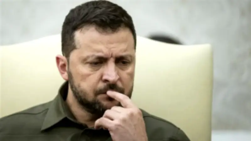 زيلينسكي: روسيا أطلقت 2300 مسيرة و1560 قنبلة موجهة ضد أوكرانيا هذا الأسبوع